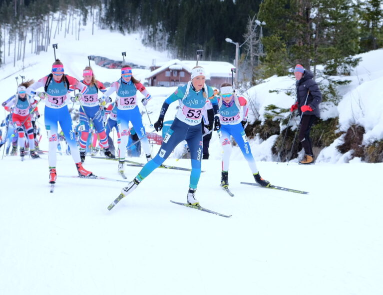 Elsker kombinasjonen av ski og skyting