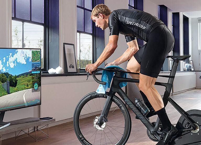 Garmin overtar distribusjon service og support av Tacx produktene