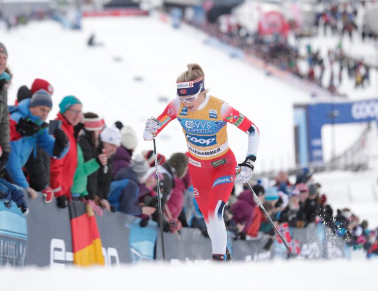 Maktdemonstrasjon av Therese Johaug, utklasset konkurrentene på Lillehammer