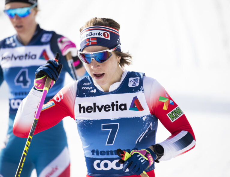 Astrid Uhrenholdt Jacobsen bestemmer skiframtid i april: – Samboeren holder meg i ørene