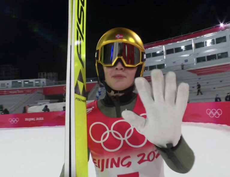 Hopp, lag normalbakke: Jentedisker i fleng: – Vi måtte stå annerledes enn tidligere