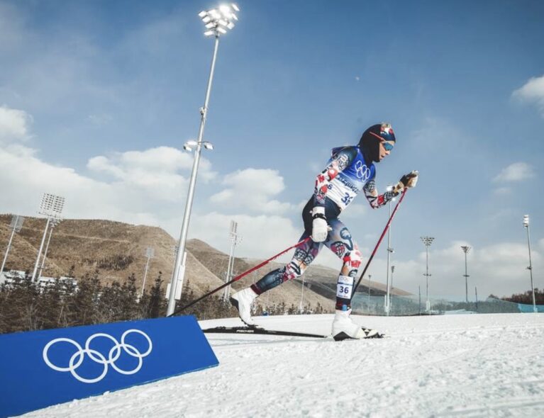 OL: Disse jentene går stafetten i morgen!