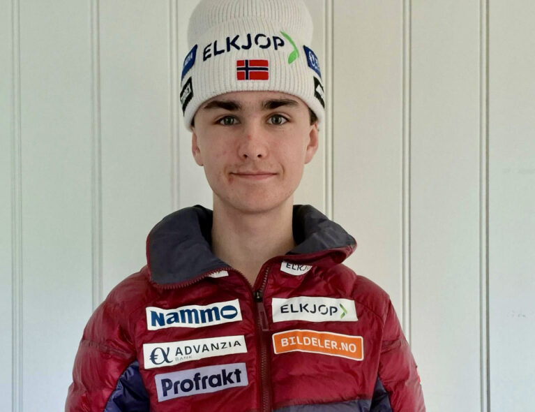 Petter er yngstemann på juniorlandslaget i hopp